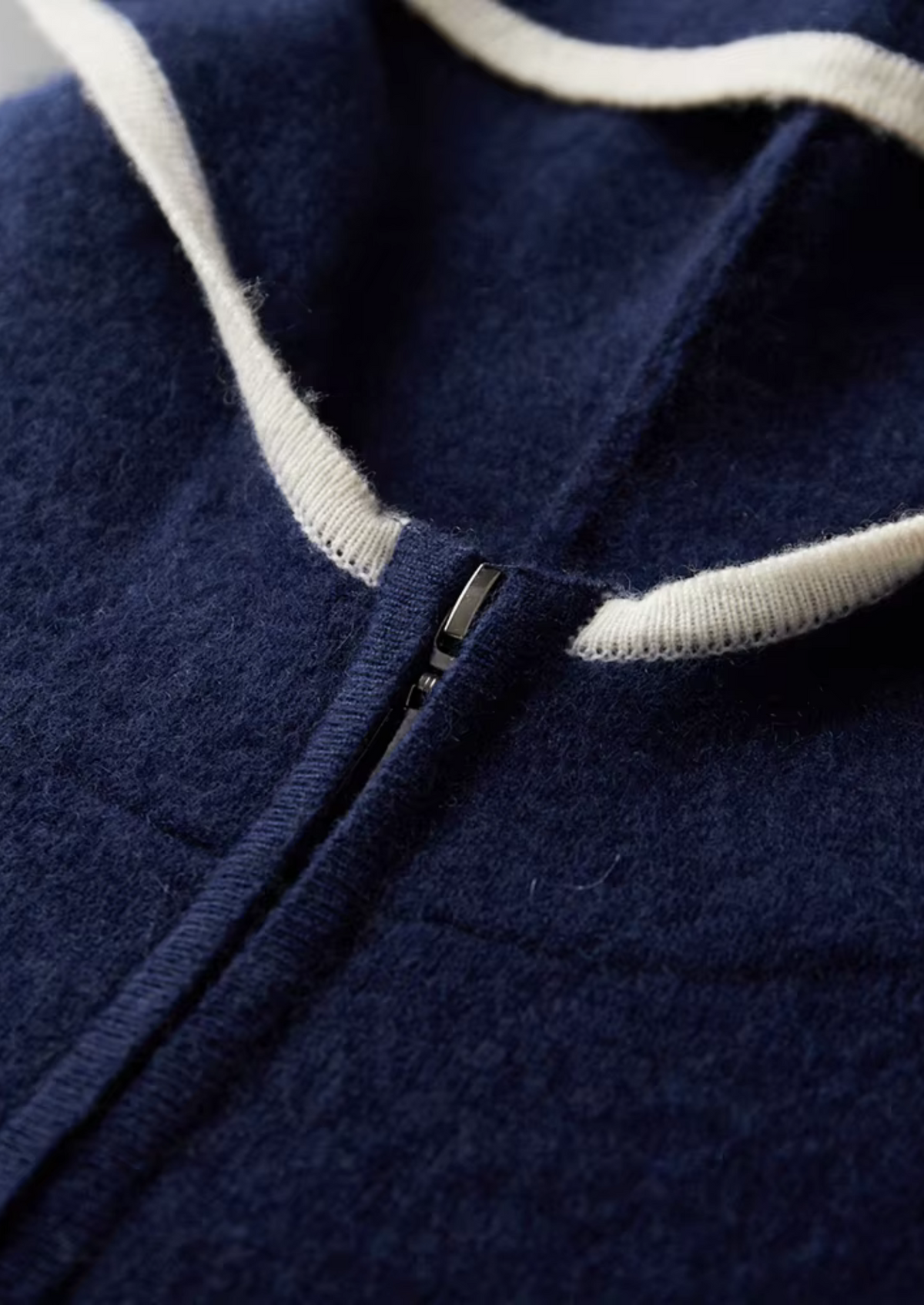 Pure Extra-Fine Merino Wool Damien Set