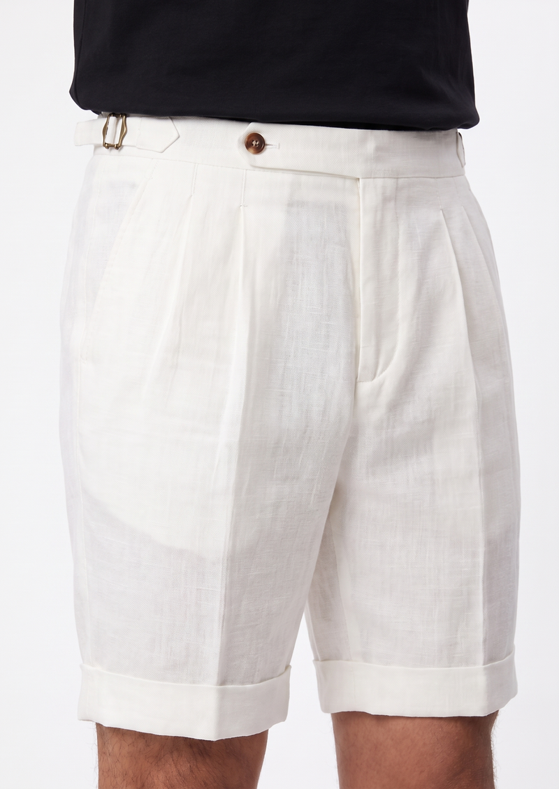 Pleated Linen Seaside Shorts